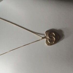CHANEL Authentic Gold Hammered Heart 18K Gold Necklace
